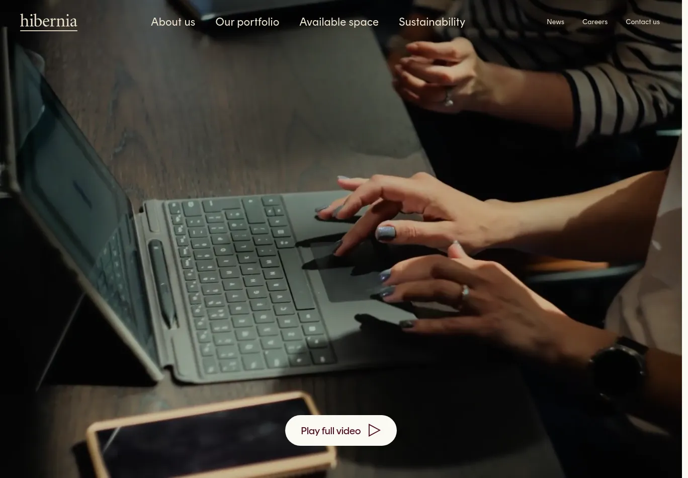 hiberniareg.com before consent screenshot